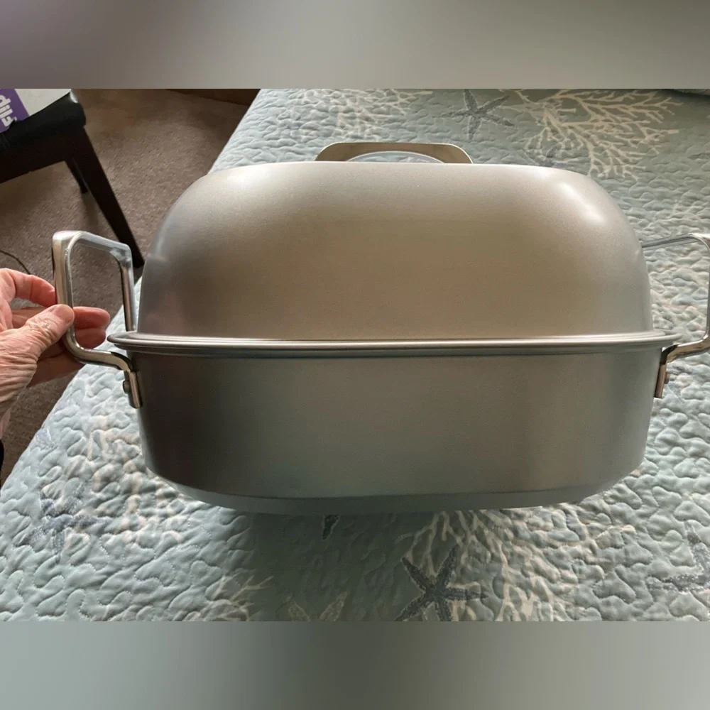 Unbranded deep 2 pc Roaster pan